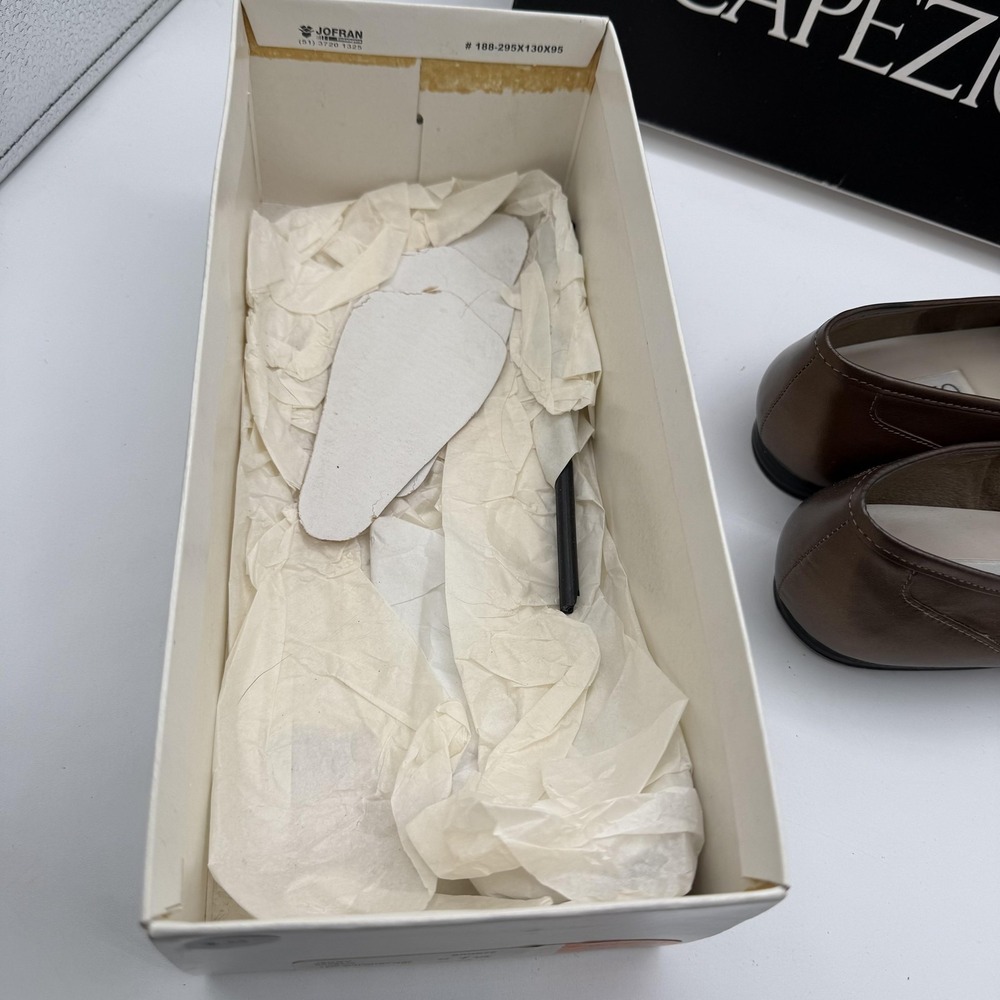 Capezio Shoes Womens Size 7.5 Bronze Jenny Slip On Loafer Flats Comfort - Picture 11 of 15